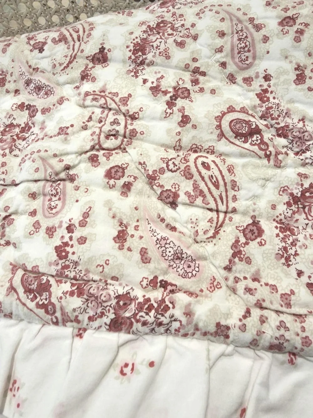 Rachel Ashwell Paisley Cotton Quilted Shabby Chic Ruffle 2/ Shams